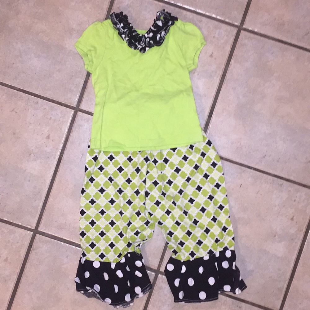Spring Ruffled Outfit